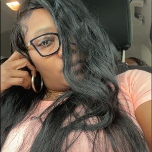 Meet your Posher, Keisha